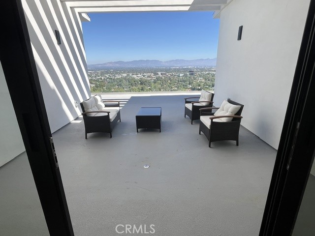 18817 Edleen, Tarzana, CA 91356 18817 Edleen, Tarzana, CA 91356