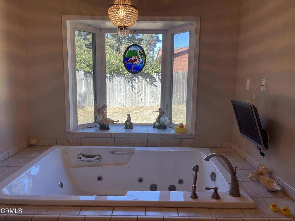 Bathroom Jetted Tub