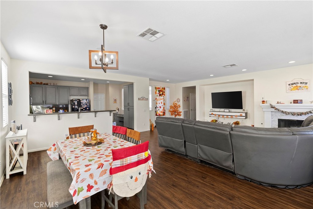 11993 Autumn Wind, Victorville, CA 92392