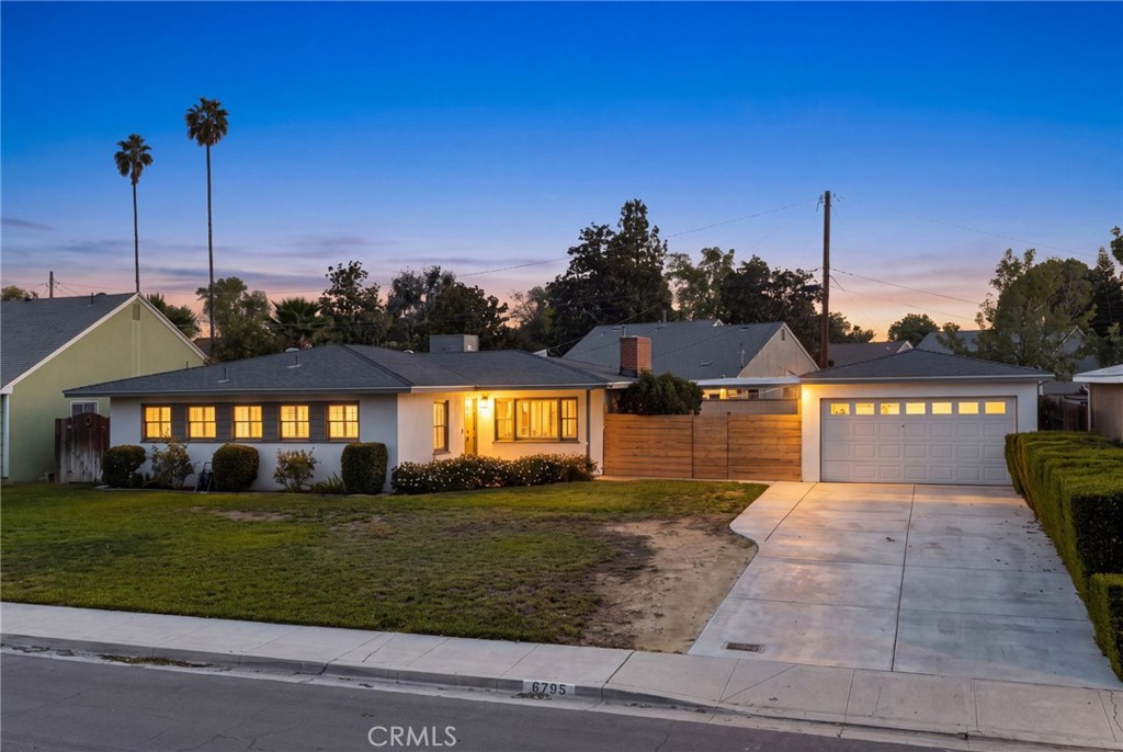 6795 De Anza, Riverside, CA 92506