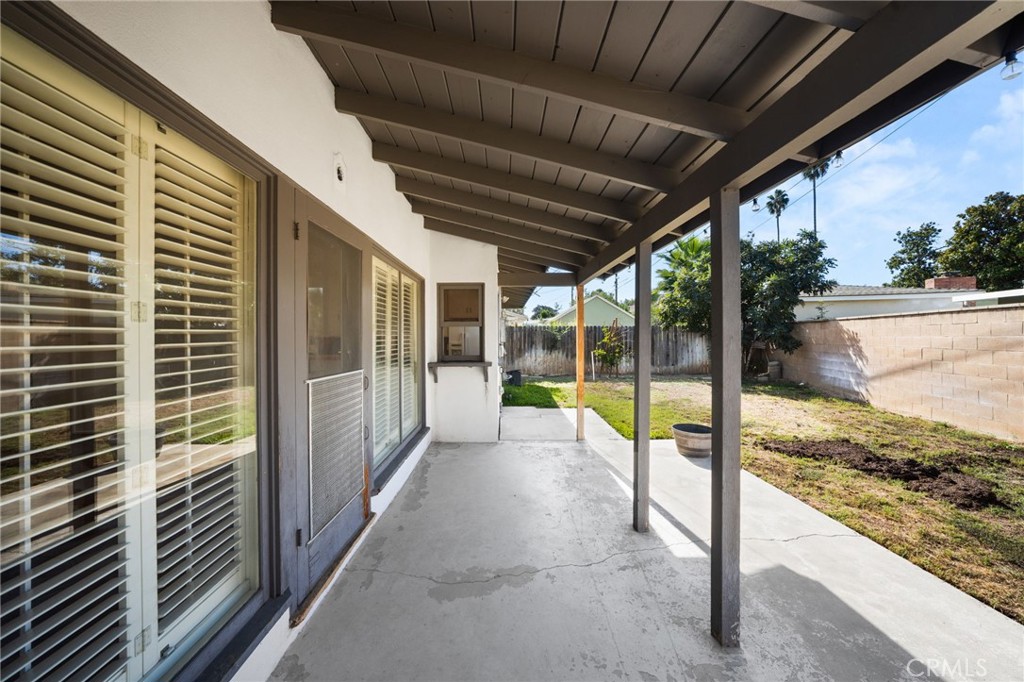 6795 De Anza, Riverside, CA 92506