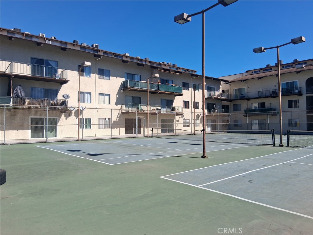 5640 WHITE OAK Avenue, #C216, Encino, CA 91316