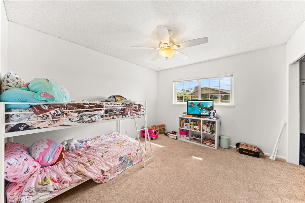 6614 Summit, Highland, CA 92346
