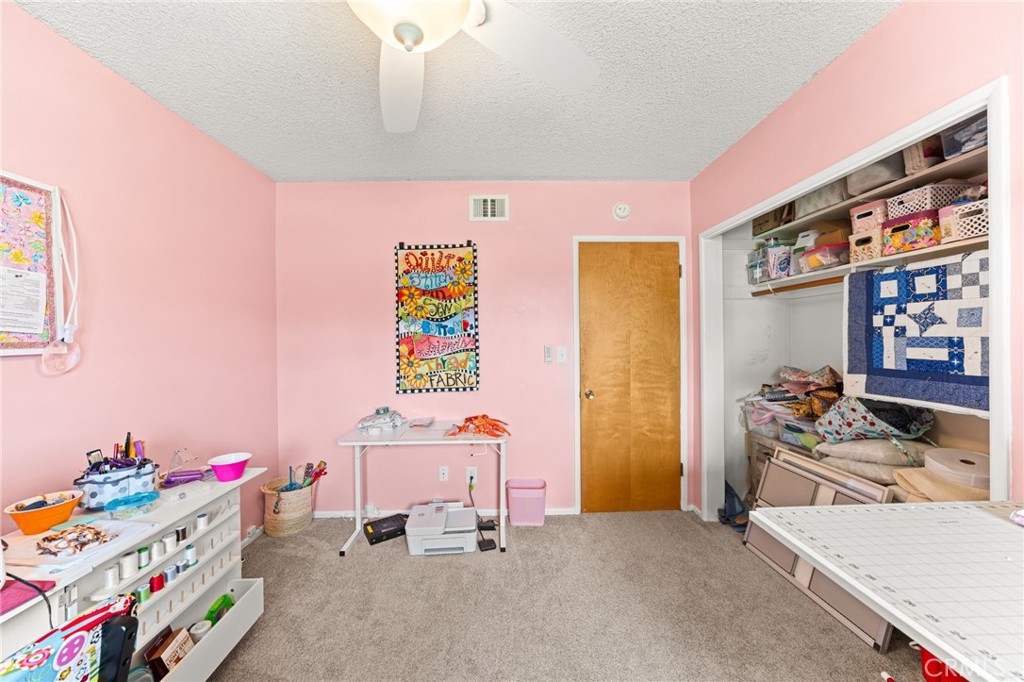 6614 Summit, Highland, CA 92346