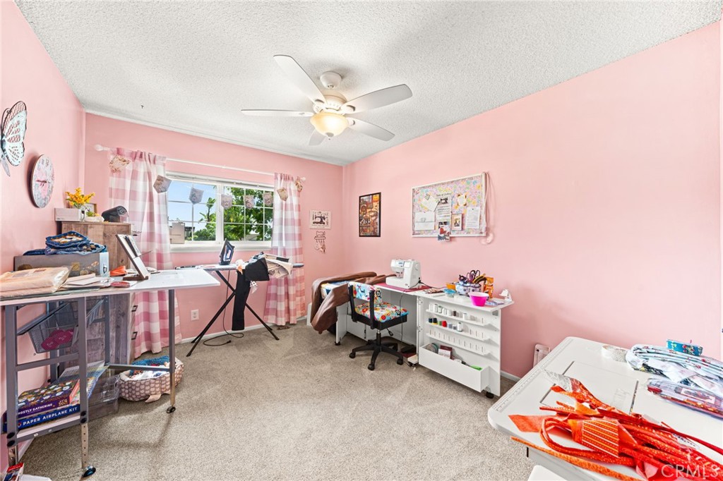 6614 Summit, Highland, CA 92346