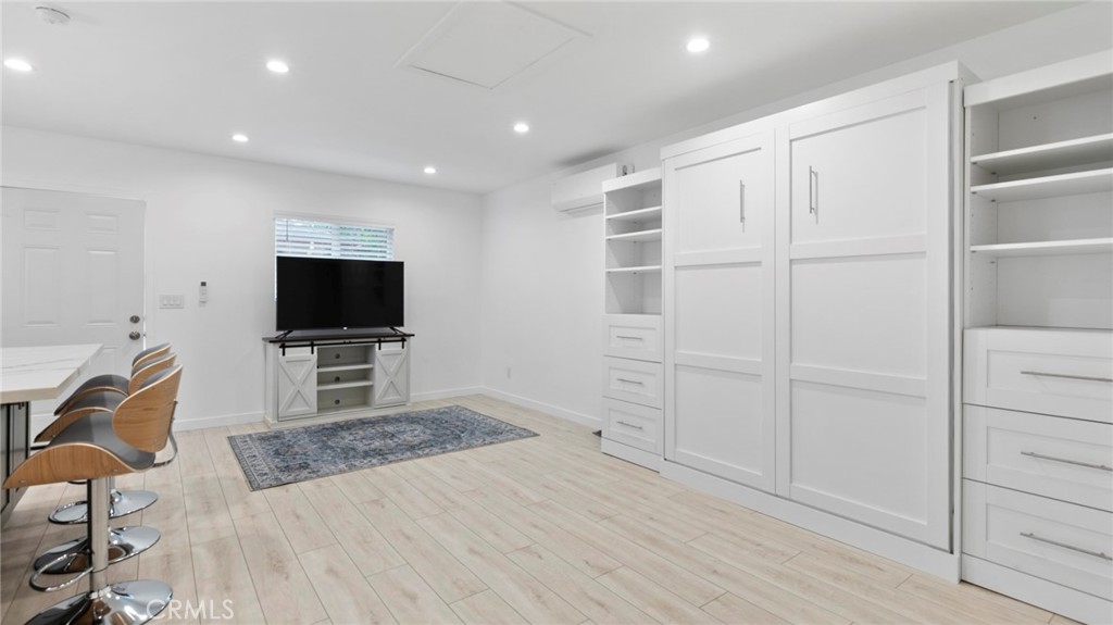 330 Teasdale, #B, Claremont, CA 91711 330 Teasdale, #B, Claremont, CA 91711