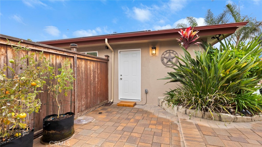 330 Teasdale, #B, Claremont, CA 91711