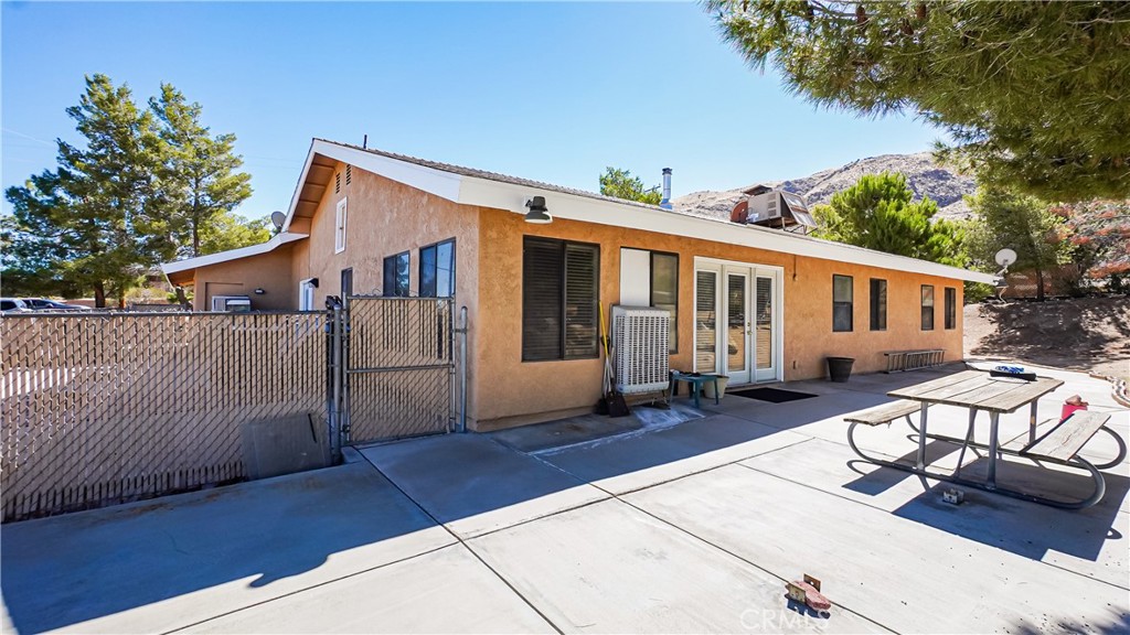 9160 Buena Vista Street, Apple Valley, CA 92308
