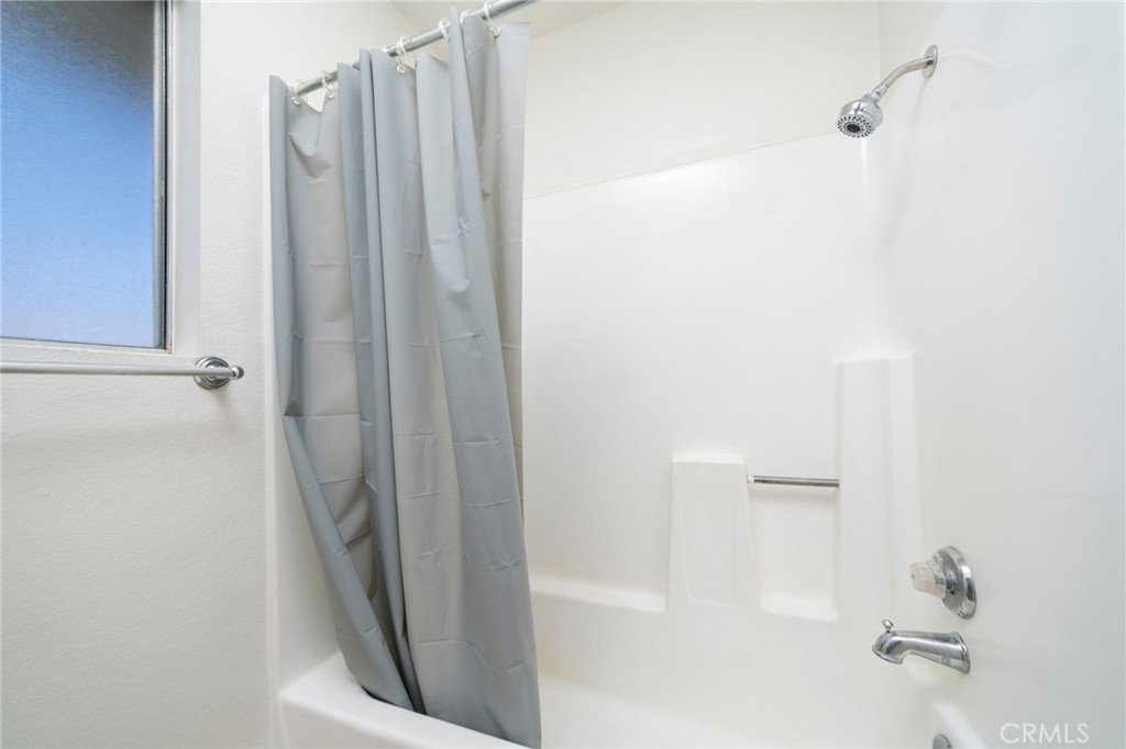 3651 Country Oaks Loop #B, Ontario, CA 91761