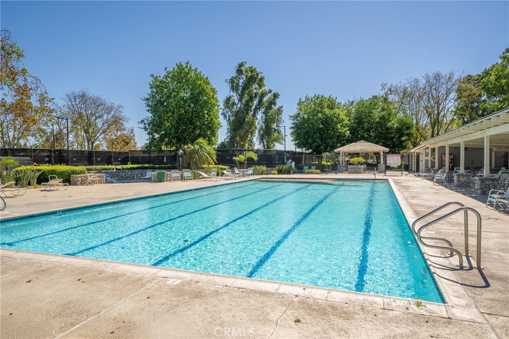 3651 Country Oaks Loop #B, Ontario, CA 91761