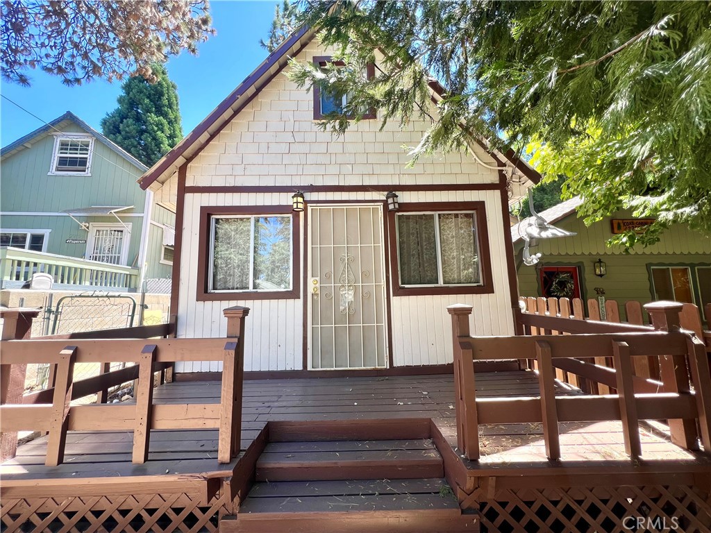 22821 Azalia Lane, Crestline, CA 92325 22821 Azalia Lane, Crestline, CA 92325