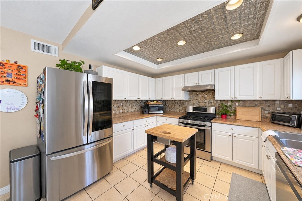 5417 Monte, San Bernardino, CA 92404