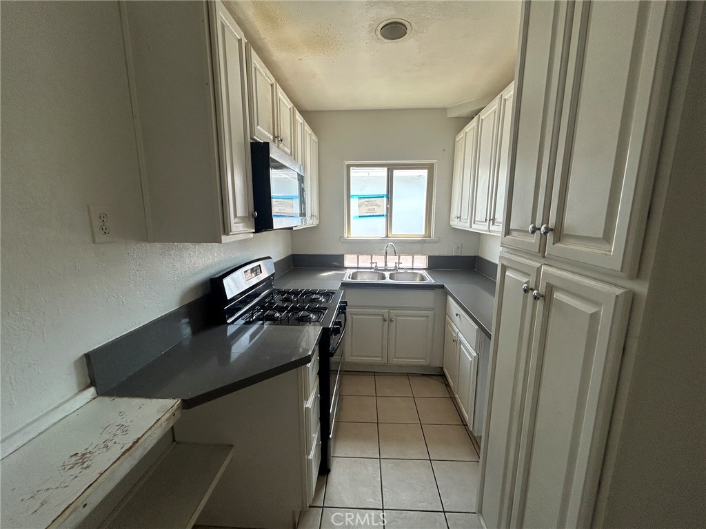 2736 E Jackson, Carson, CA 90810 2736 E Jackson, Carson, CA 90810