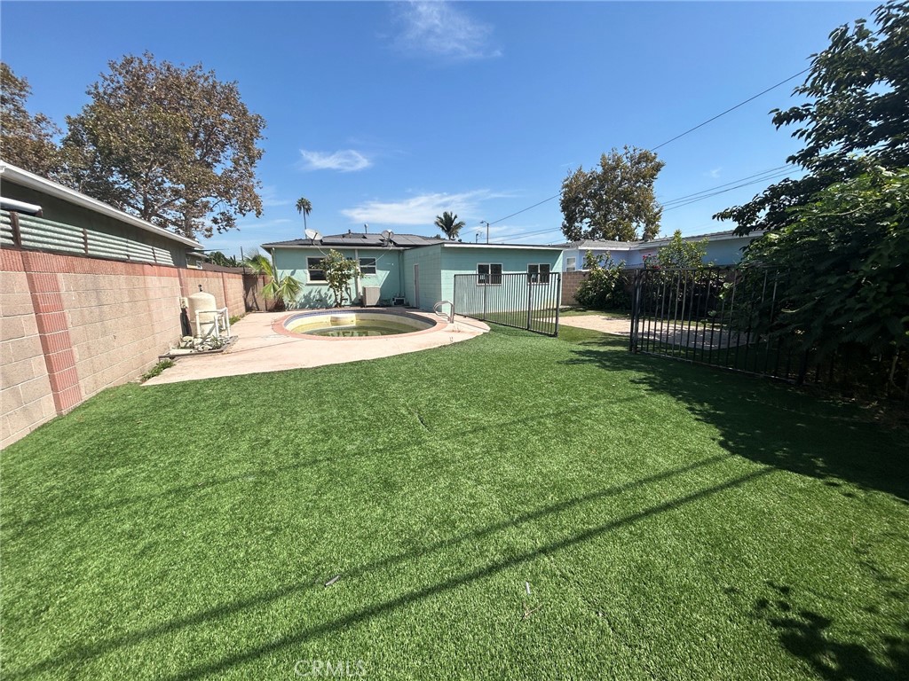 2736 E Jackson, Carson, CA 90810 2736 E Jackson, Carson, CA 90810