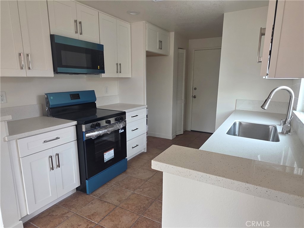 Kitchen with New appliances