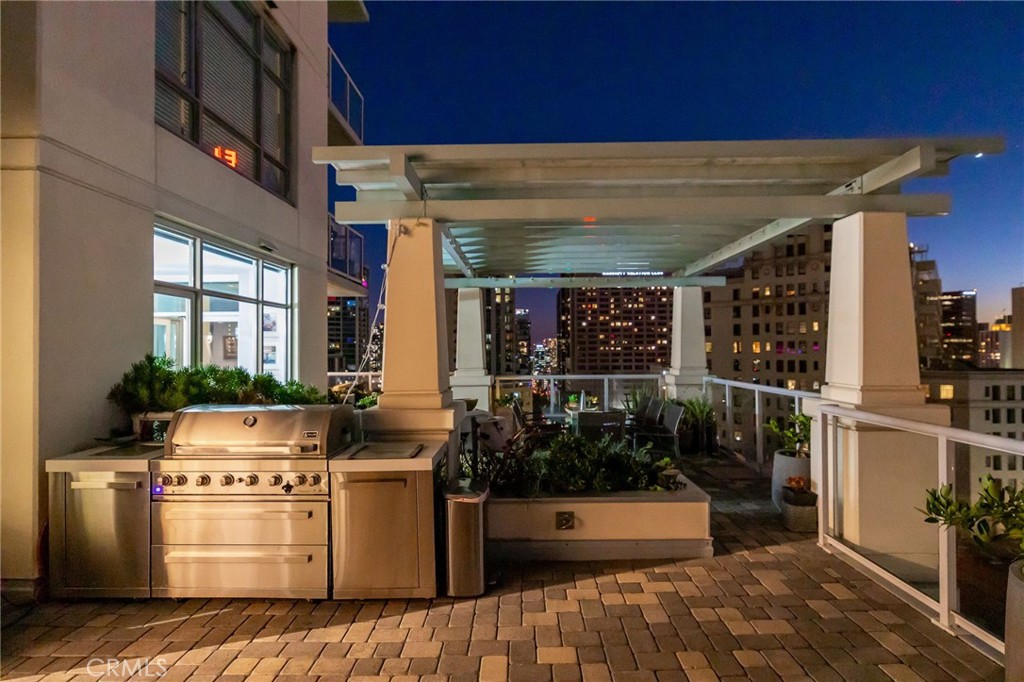 850 Beech, #1205, San Diego, CA 92101