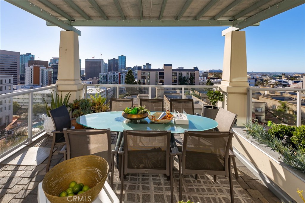 850 Beech, #1205, San Diego, CA 92101