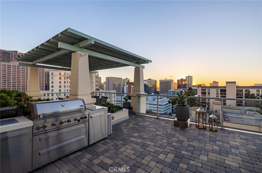 850 Beech, #1205, San Diego, CA 92101