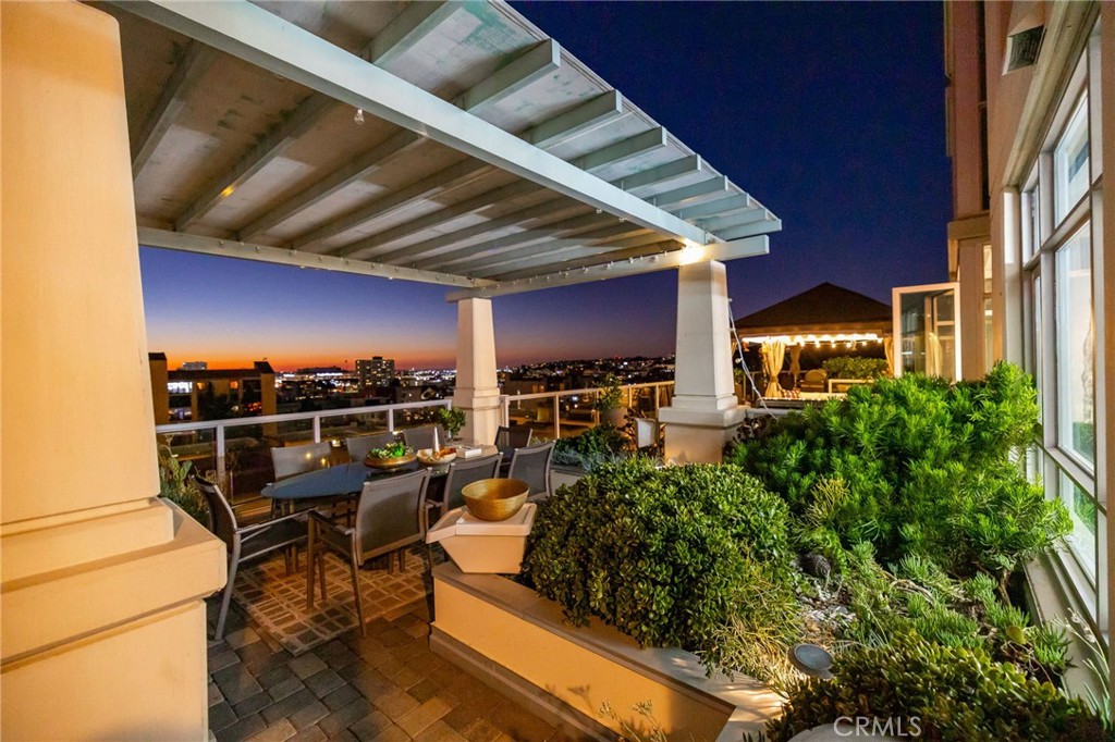 850 Beech, #1205, San Diego, CA 92101