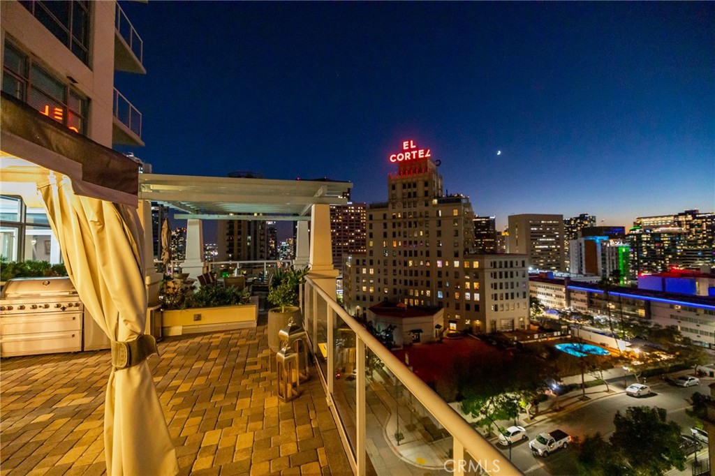 850 Beech, #1205, San Diego, CA 92101