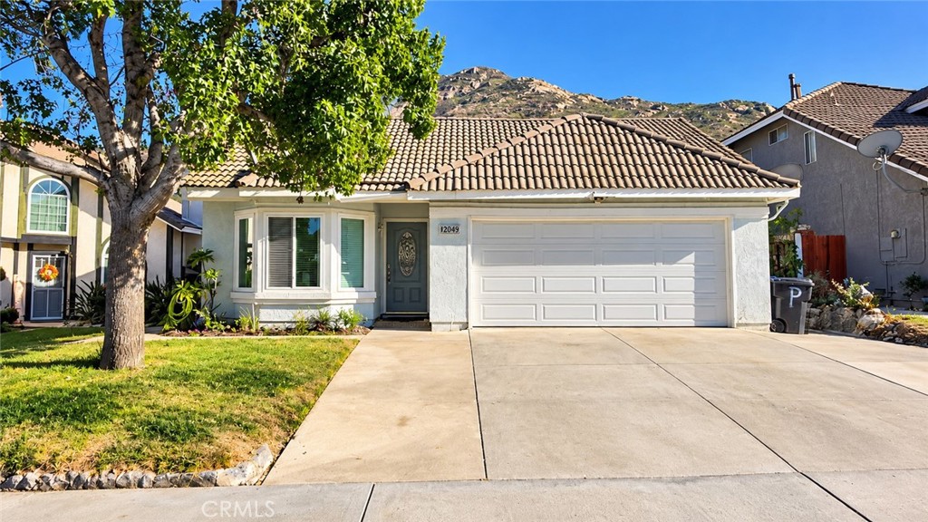 12049 Maple Leaf, Fontana, CA 92337