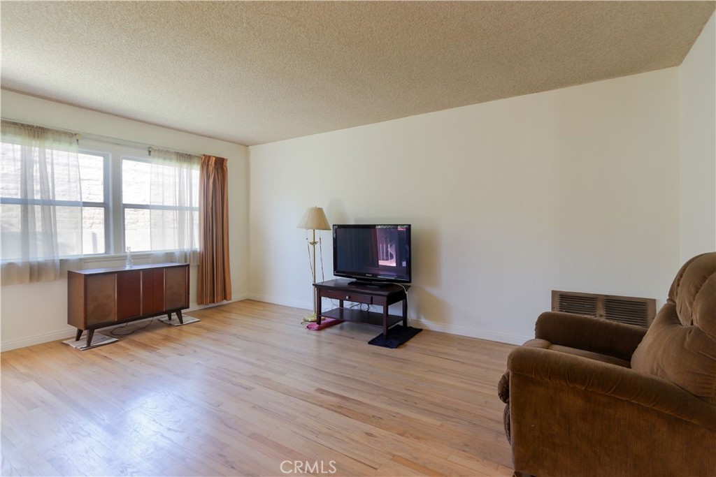 9424 Brookpark, Downey, CA 90240