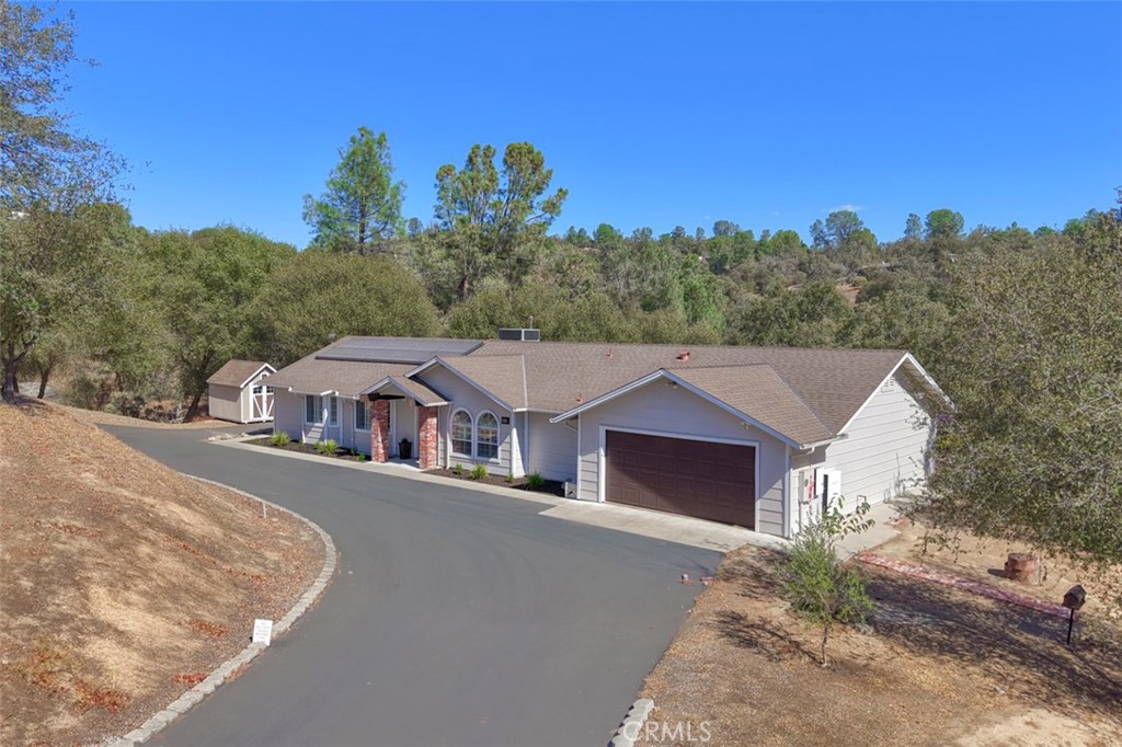 32453 Sunset Ridge W, Coarsegold, CA 93614