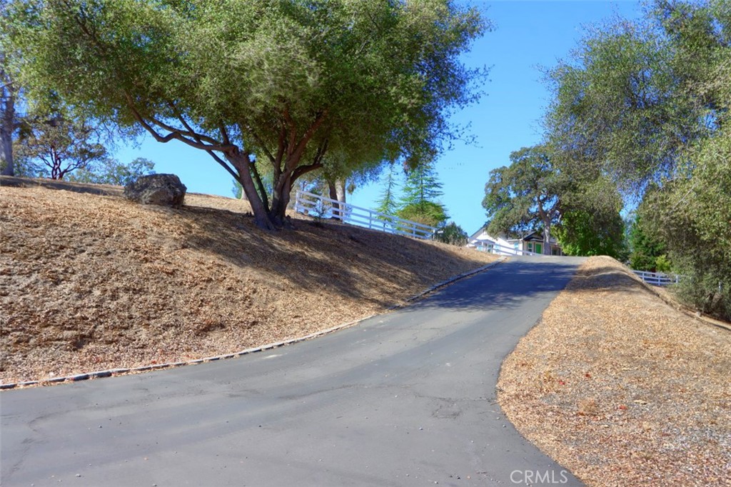 32453 Sunset Ridge W, Coarsegold, CA 93614