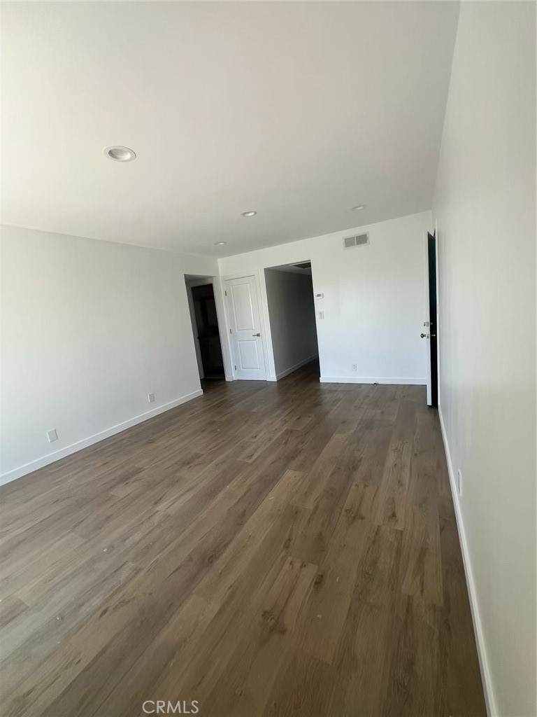 8847 Willis, #32, Panorama City, CA 91402 8847 Willis, #32, Panorama City, CA 91402
