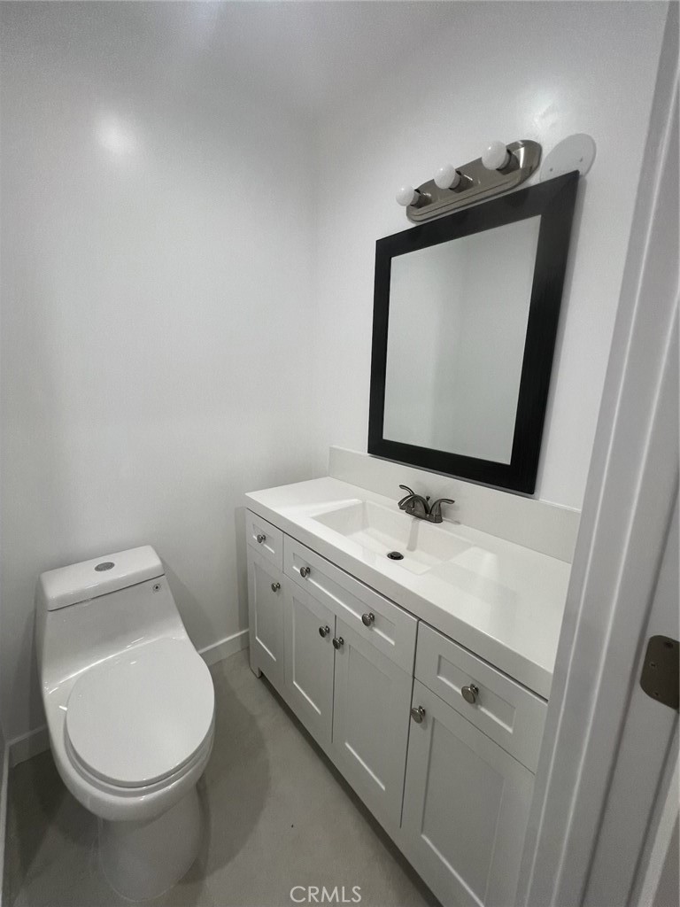 8847 Willis, #32, Panorama City, CA 91402 8847 Willis, #32, Panorama City, CA 91402