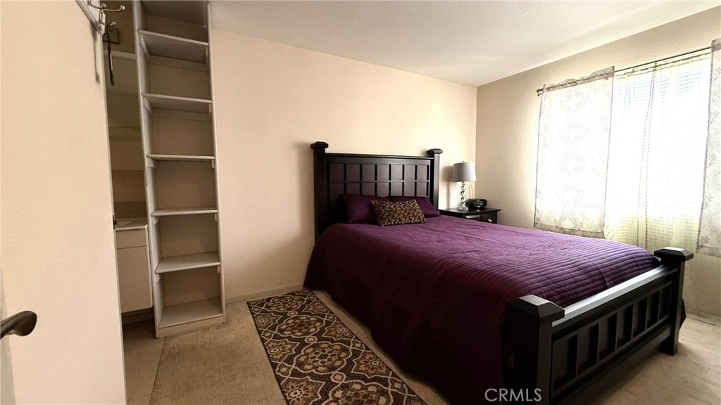 957 S Gramercy, #203, Los Angeles, CA 90019