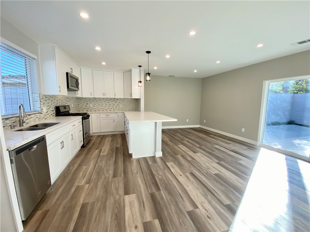 958 Chevron Ct, Pasadena, CA 91103