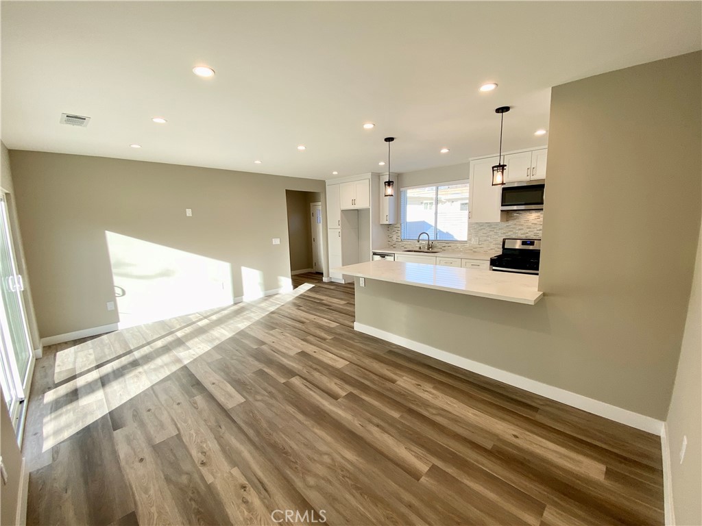 958 Chevron Ct, Pasadena, CA 91103