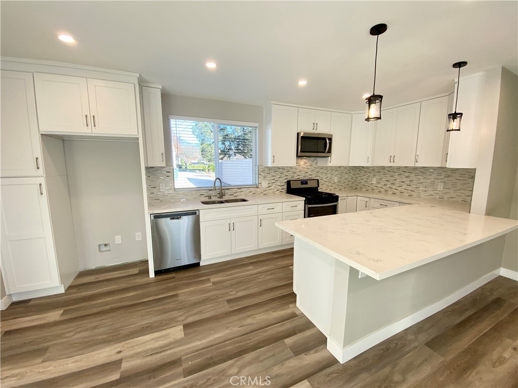958 Chevron Ct, Pasadena, CA 91103