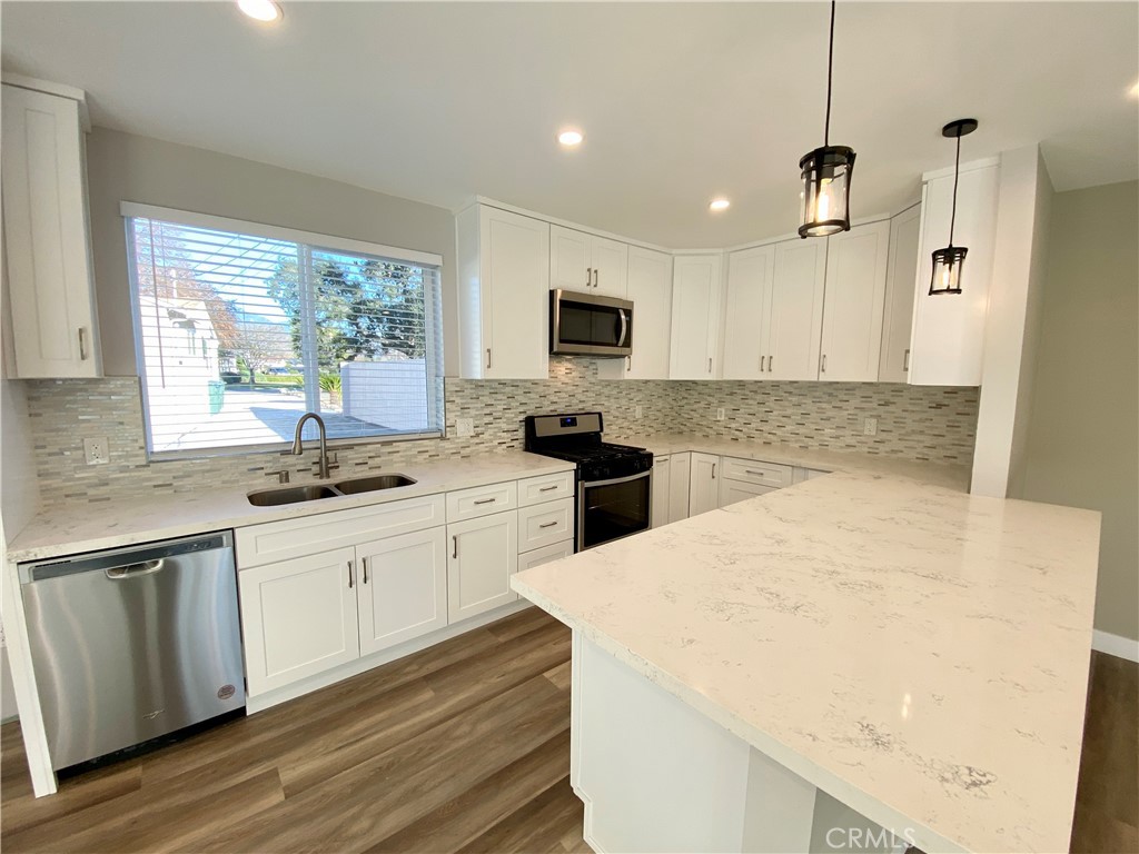 958 Chevron Ct, Pasadena, CA 91103