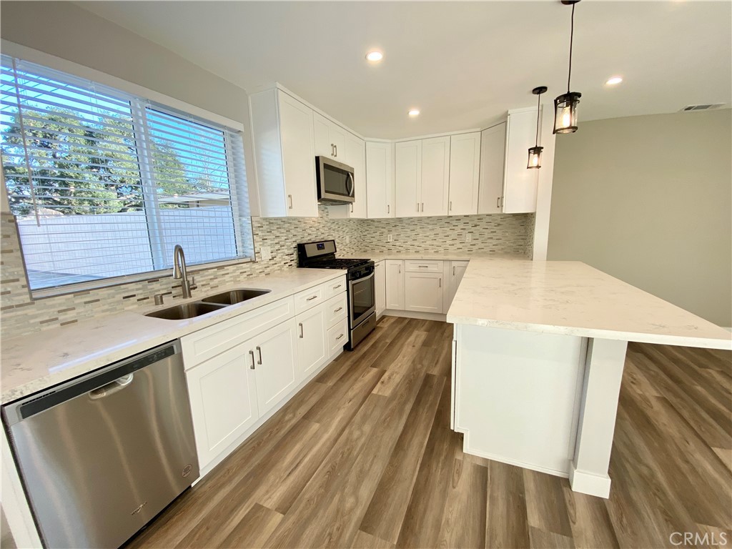 958 Chevron Ct, Pasadena, CA 91103