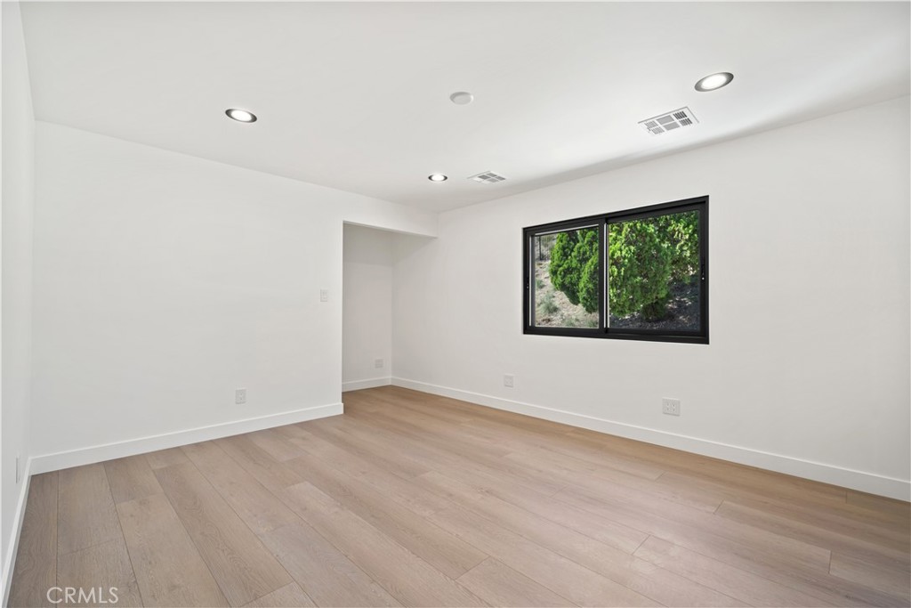 3029 Trudi, Burbank, CA 91504