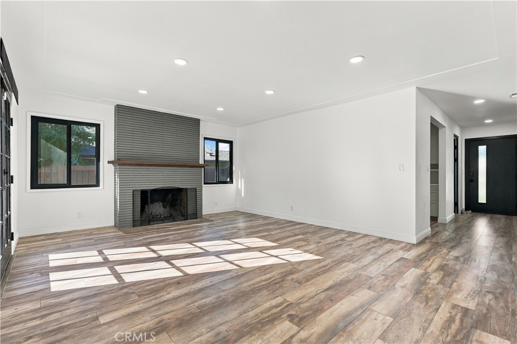 4548 Loma Vista, La Canada Flintridge, CA 91011