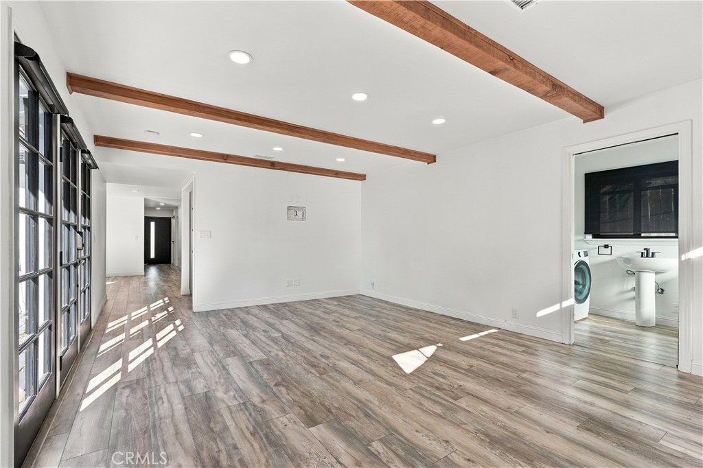 4548 Loma Vista, La Canada Flintridge, CA 91011