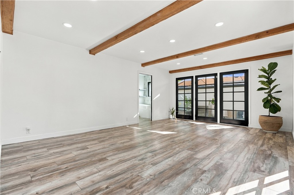 4548 Loma Vista, La Canada Flintridge, CA 91011