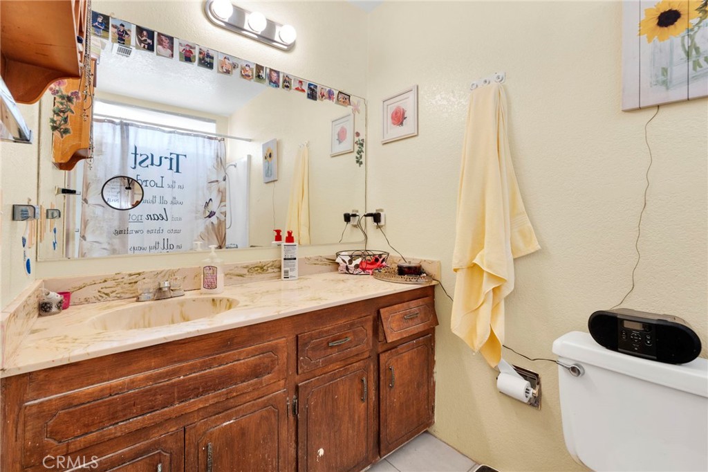 16167 Chestnut, Hesperia, CA 92345