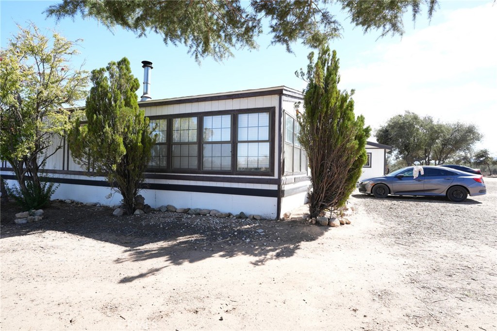 10960 Duxbury Road, Oak Hills, CA 92344 10960 Duxbury Road, Oak Hills, CA 92344