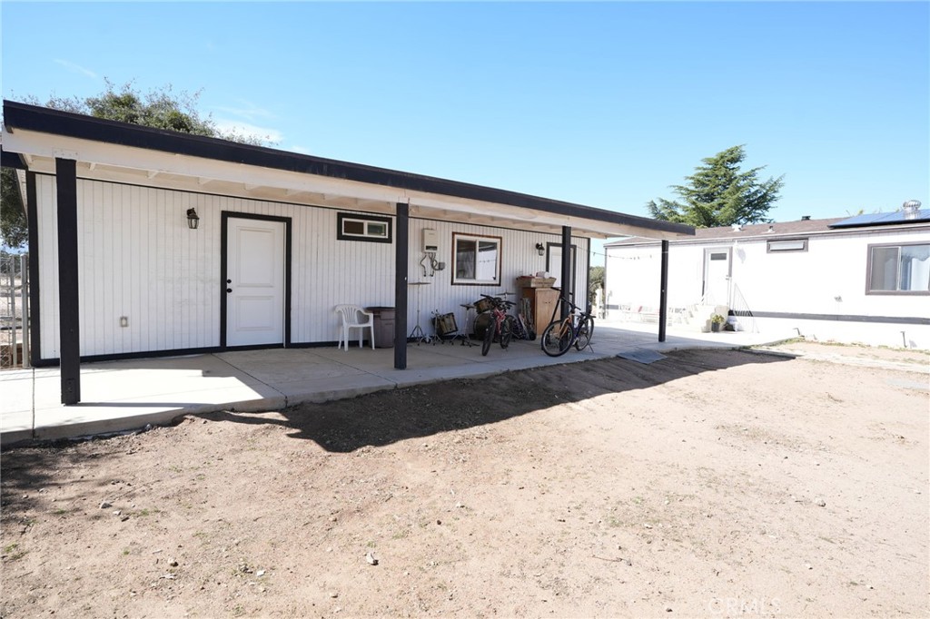 10960 Duxbury Road, Oak Hills, CA 92344 10960 Duxbury Road, Oak Hills, CA 92344
