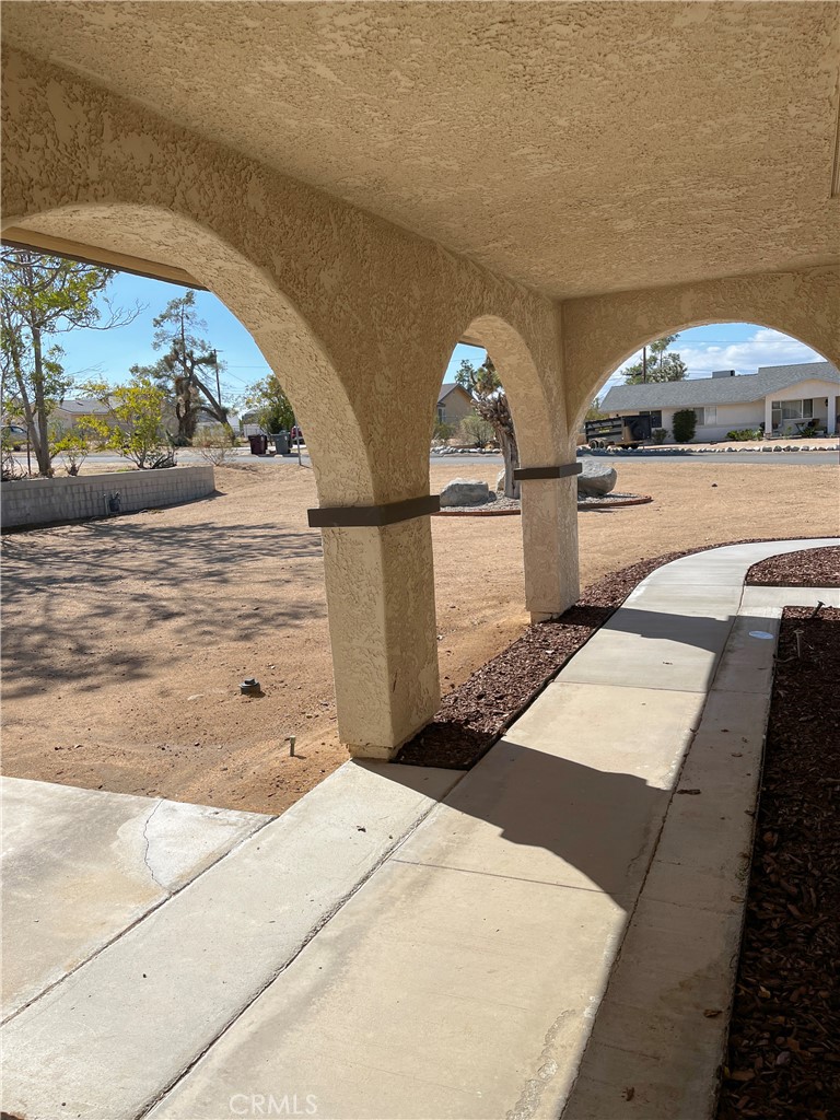 7187 La Habra, Yucca Valley, CA 92284