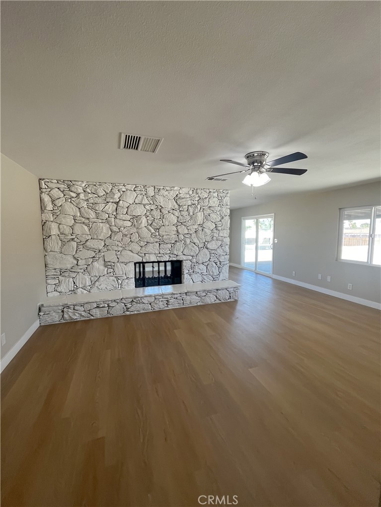 7187 La Habra, Yucca Valley, CA 92284