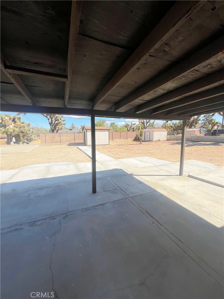 7187 La Habra, Yucca Valley, CA 92284