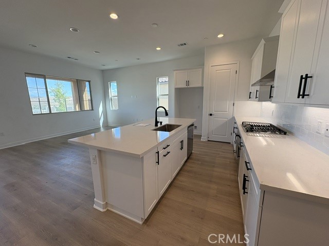 2832 Hillsten Road, Corona, CA 92883