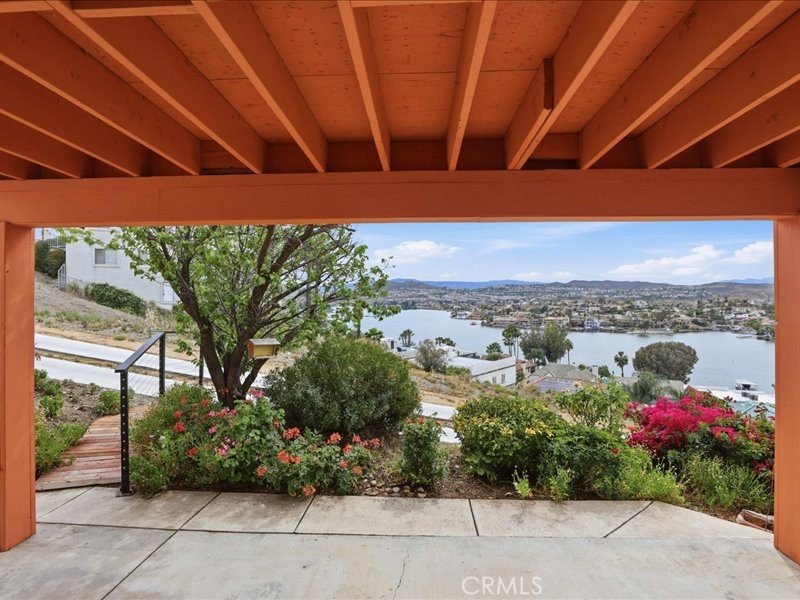 22636 Inspiration, Canyon Lake, CA 92587