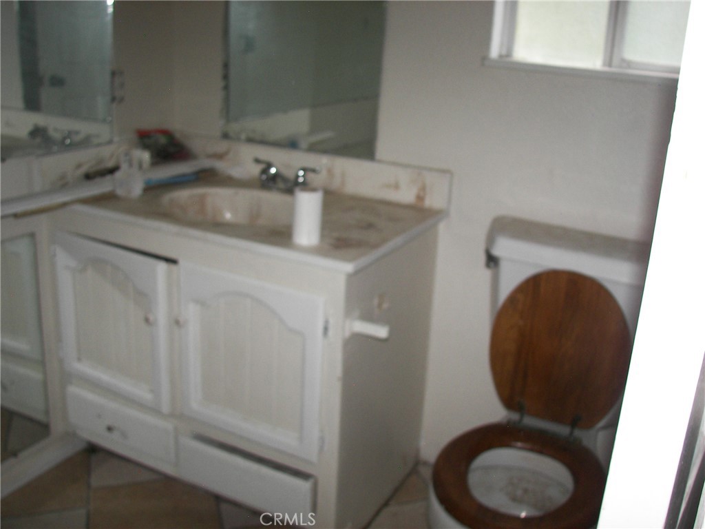23730 Lakeview, Crestline, CA 92325