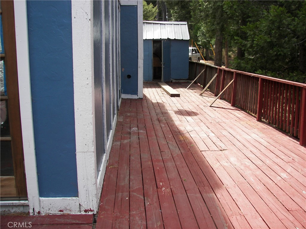 23730 Lakeview, Crestline, CA 92325